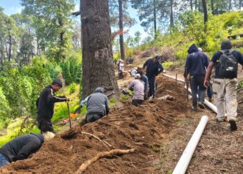 Avanza red de agua potable en San Martinito; beneficiará a más de 25 mil habitantes