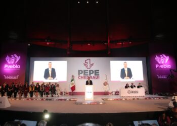 Rinde Pepe Chedraui informe primer informe de gobierno; Gobernador Armenta respalda trabajo del edil