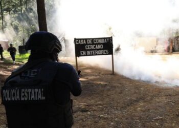 Policías estatales de Puebla concluyen entrenamiento especializado con la Marina