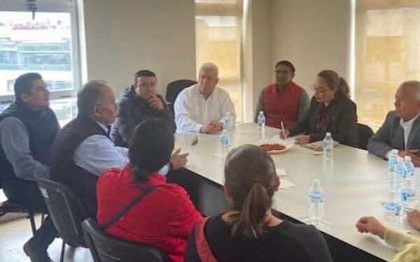 Docentes y autoridades del Tec de San Martín Texmelucan acuerdan reanudar clases y atender pendientes administrativos