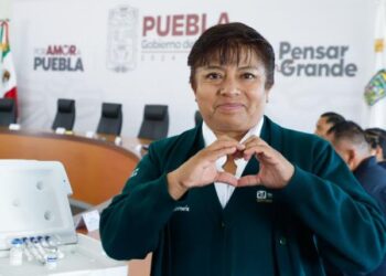 Puebla refuerza vacunación invernal contra influenza, COVID-19 y neumococo