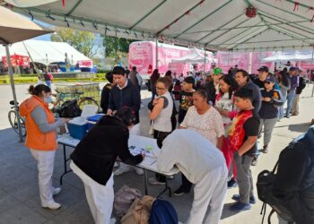 Más de mil cholultecas atendidos durante la Caravana de la Mujer