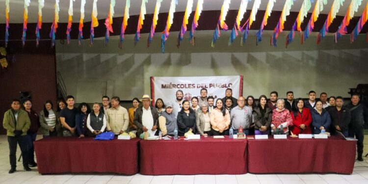 Tonantzin Fernández fortalece el vínculo ciudadano en una edición más del Miércoles del Pueblo