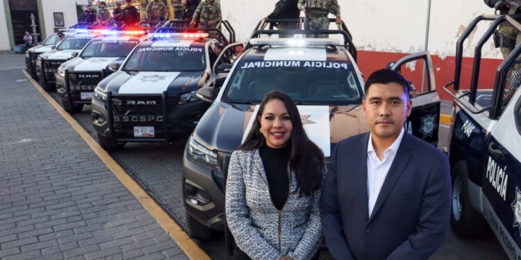 Tonantzin Fernández refrenda su compromiso con la seguridad con la entrega de nuevas patrullas