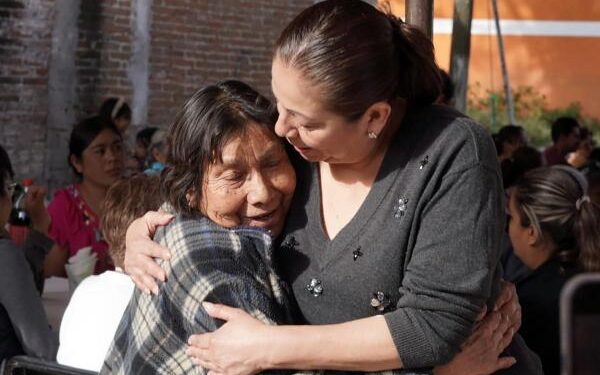 Mujeres impulsan transformación en colonias de Puebla a través de proyectos comunitarios
