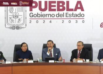 Puebla refuerza apoyos a migrantes afectados por redadas en Estados Unidos: Armenta
