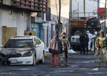 Cinco personas fallecen tras ataque armado e incendio en el centro nocturno “Lacoss”