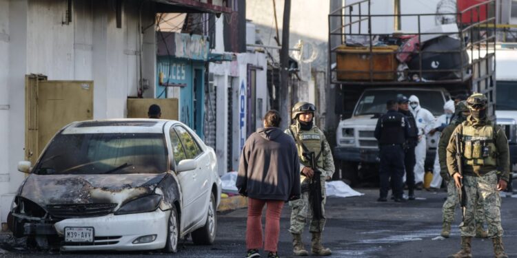 Cinco personas fallecen tras ataque armado e incendio en el centro nocturno “Lacoss”