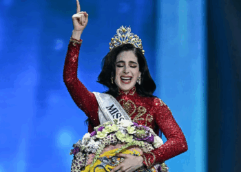 Fátima Bosch hace historia y da a México su cuarta corona en Miss Universo 2025