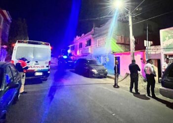 Acción inmediata de Vialidad Municipal de la SSC Cholula y Protección Civil permite sofocar incendio y poner a salvo a una adulta mayor