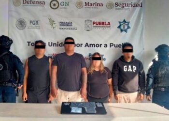 Caen cuatro presuntos extorsionadores en Tehuacán tras llamada al 911