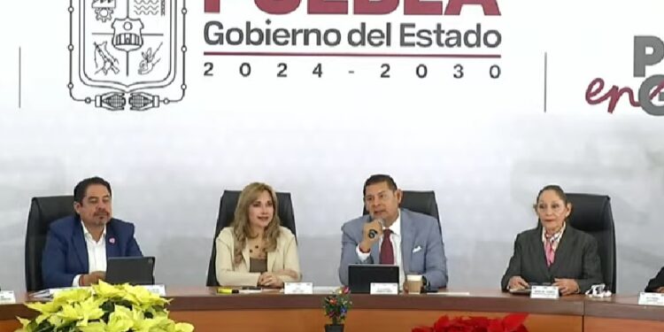 Avanza la construcción de más de 7 mil viviendas y apoyo habitacional para personal de seguridad: Armenta