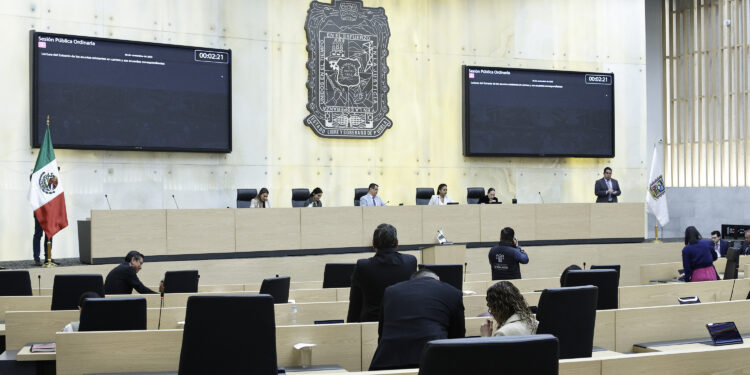 Son 14 las personas que buscan encabezar la ASE; Congreso ya revisa sus perfiles