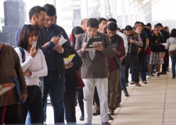 Desempleo en México se mantiene bajo, pero sube ligeramente en noviembre