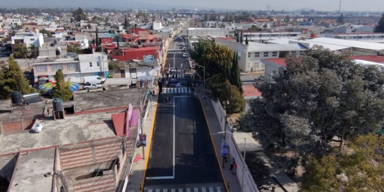 Entrega gobierno de la Ciudad rehabilitación vial en la colonia Santa Margarita