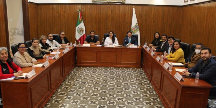 Con nuevos lineamientos, Tonantzin Fernández refuerza la atención ciudadana en los Miércoles del Pueblo