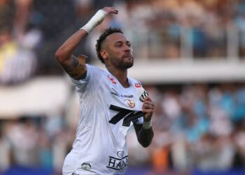 Neymar presume su colección de vehículos inspirados en Batman valuada en más de mil 200 millones de pesos mexicanos