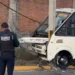 Momento de terror en Lomas de San Miguel: Ruta 76 pierde llanta y se impacta
