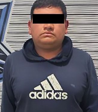Detienen a hombre en Santa Clara Ocoyucan y aseguran más de 130 dosis de droga