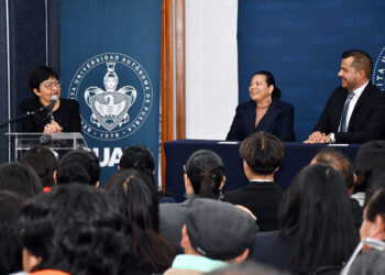 Rectora Lilia Cedillo destaca avances y logros en la Preparatoria Lázaro Cárdenas
