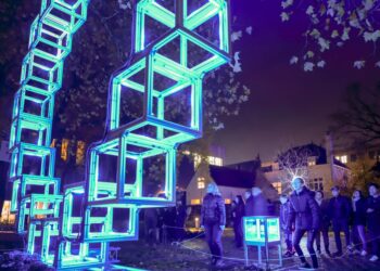 Por primera vez, el Festival Glow llega a Puebla como sede inaugural en América Latina