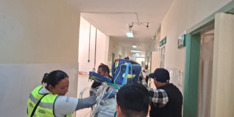 Trasladan en ambulancia aérea a recién nacido en grave estado desde Chiautla de Tapia