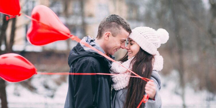 Académica IBERO Puebla invita a cuestionar el amor romántico para construir relaciones saludables