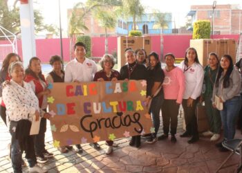 Entrega Lupita Fernández equipamiento a escuelas que se suman al programa de Desayunadores Escolares