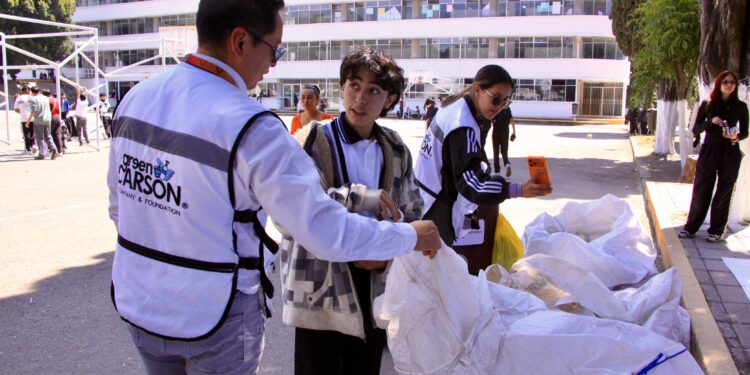 Realiza Gobierno de Pepe Chedraui primer reciclatón de Canchas X Latas en el CENHCH