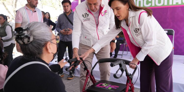 Fortalecen MariElise Budib y Pepe Chedraui la inclusión social con entrega de aparatos ortopédicos