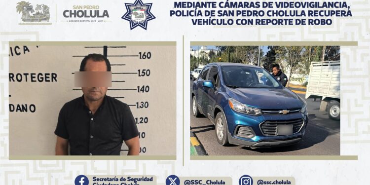 Mediante cámaras de videovigilancia, policía de San Pedro Cholula recupera vehículo con reporte de robo