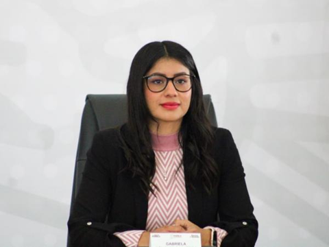Gabriela Sánchez solicita licencia para disputar título del CMB