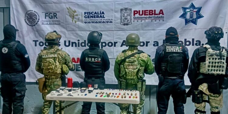 Fuerzas de seguridad efectúan revisión en penal de San Pedro Cholula
