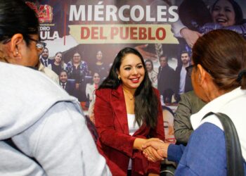 Refrenda Tonantzin Fernández cercanía y sensibilidad con las y los cholultecas a través del “Miércoles del Pueblo”