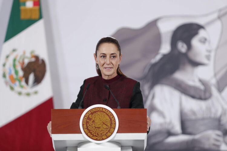 MEX4718. CIUDAD DE MÉXICO (MÉXICO), 18/02/2026.- La presidenta de México, Claudia Sheinbaum, participa en una rueda de prensa este miércoles en Palacio Nacional de la Ciudad de México (México).
EFE/ Isaac Esquivel
