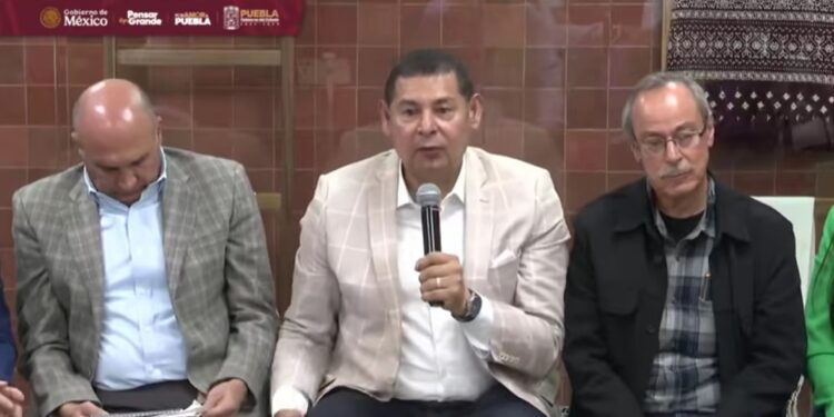 Gobierno de Puebla instala 400 biodigestores para el saneamiento del Río Atoyac