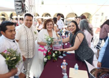 Tonantzin Fernández acompaña a parejas en el programa “Cholula le dice sí al amor”