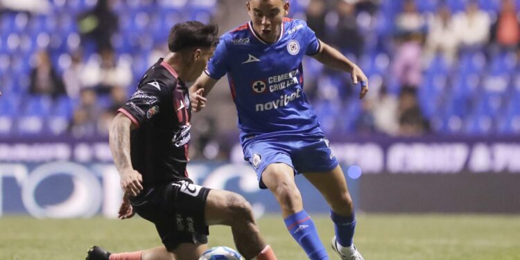 Alejandro Armenta: Mientras el Club Puebla sea sólo un negocio, no volverá a sus tiempos de gloria