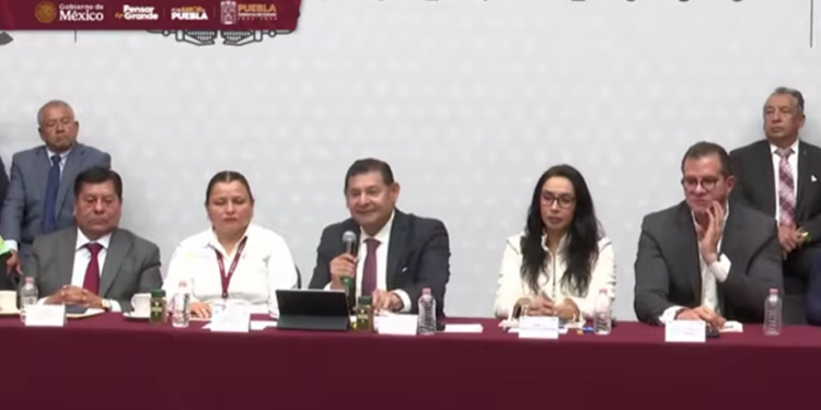 Armenta impulsa valor agregado y modernización del campo en Puebla