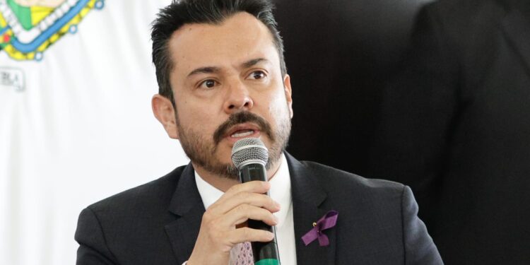 Congreso ve viable diálogo con coordinador de gabinete, aunque no está obligado a comparecer: Pável Gaspar