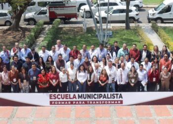 Alcaldesa de San Pedro, Tonantzin Fernández participa en la Escuela Municipalista de Morena