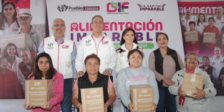 Pepe Chedraui y MariElise Budib entregan más de 4 mil despensas del programa “Alimentación Imparable” en la U.H. San Bartolo