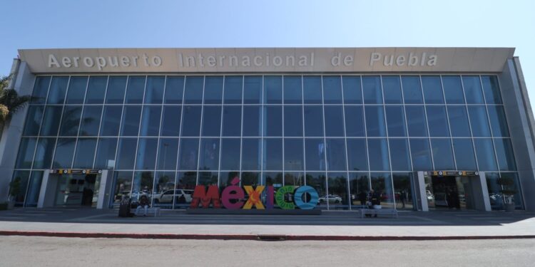 Gobierno de Puebla analiza proyecto turístico en terrenos cercanos al aeropuerto