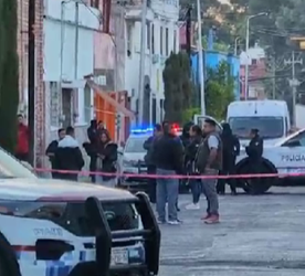 Ataque a anexo en la 30 Poniente deja un muerto y un herido en Puebla