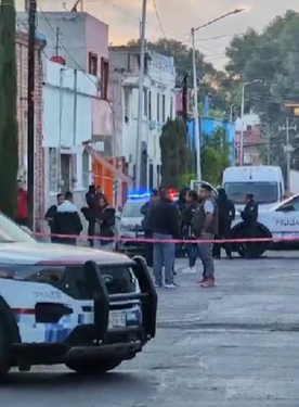 Ataque a anexo en la 30 Poniente deja un muerto y un herido en Puebla