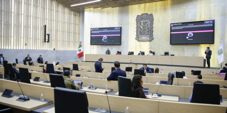 Congreso de Puebla está en óptimas condiciones, pero requiere mantenimiento constante ante lluvias: Pável Gaspar Ramírez