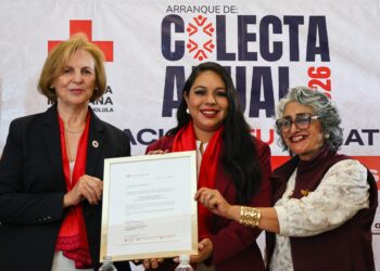 Desde San Pedro Cholula, Tonantzin Fernández da inicio a la Colecta Anual de la Cruz Roja