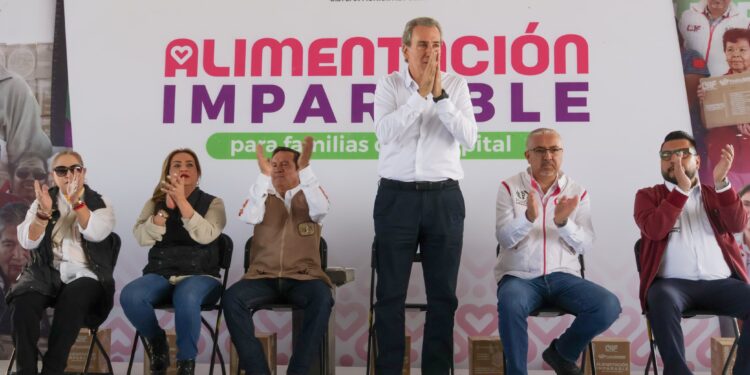 Pepe Chedraui entrega más de 11 mil despensas del programa Alimentación Imparable en Hueyotlipan