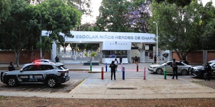 Fuerzas de seguridad fortalecen vigilancia en instituciones educativas