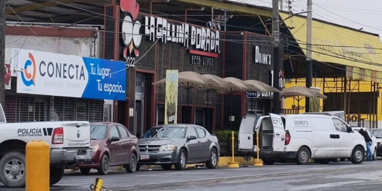 Hombre decapita a su pareja sentimental en restaurante de Reynosa, Tamaulipas